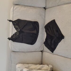 Maidenform Slip Camisole Top & Matching Short Set In Black Vintage